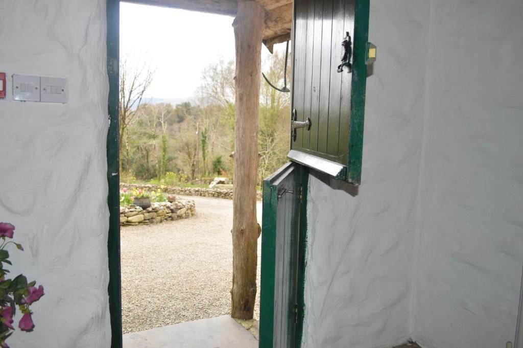 Lissyclearig Thatched Cottage Kenmare Buitenkant foto